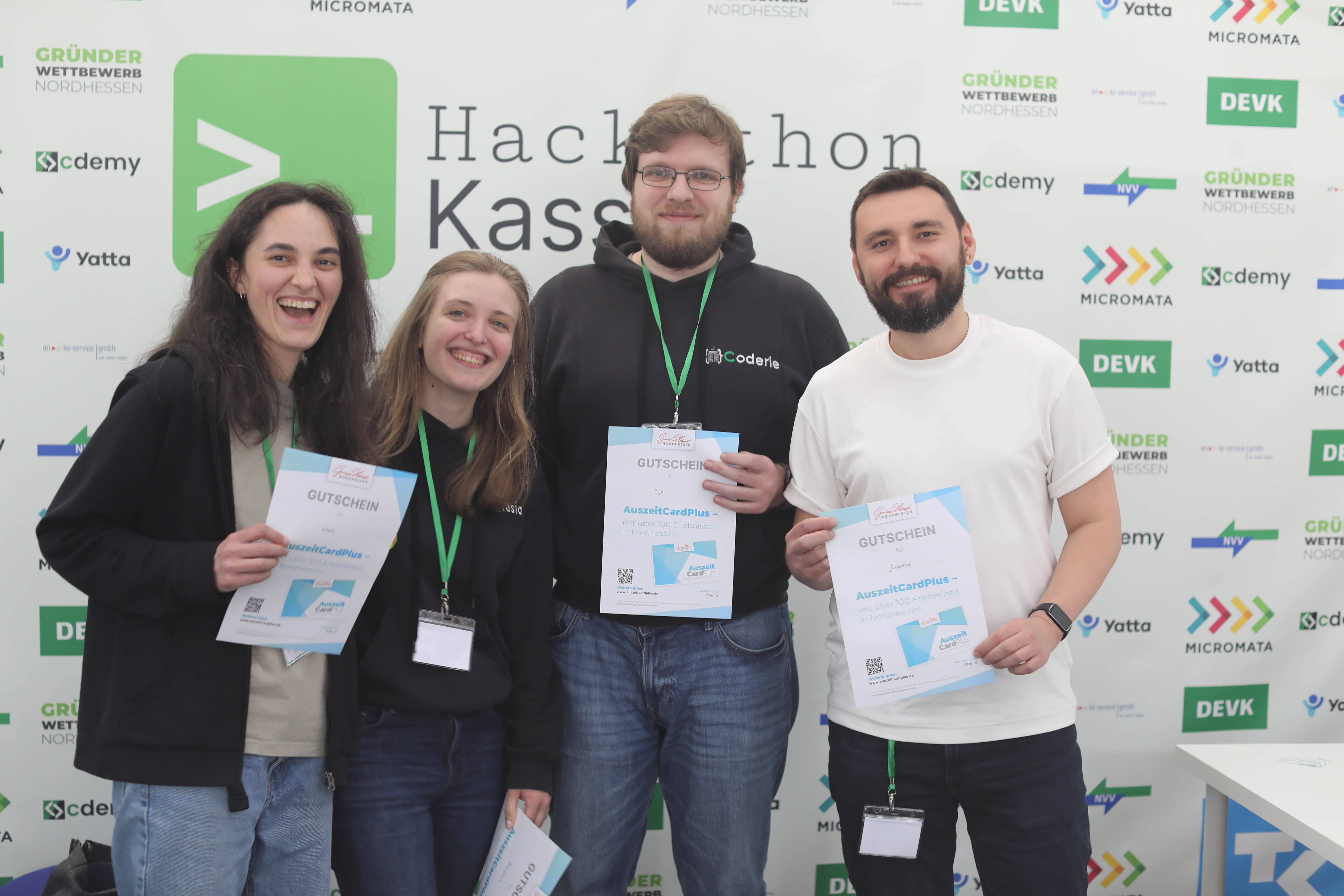 Siegerehrung für unser Team (Olena, Anastasia, Egor, Yuvinaliy)